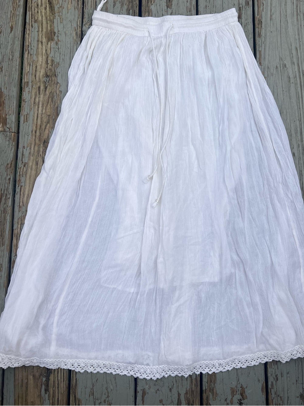 Vintage bobbie brooks rayon White Boho Maxi Skirt with Lace Hem - Picture 2 of 4